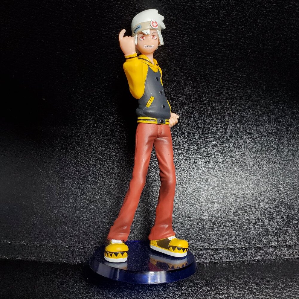 Vintage 2000s Y2K 2008 soul eater soul evans anime figure complete manga rare.